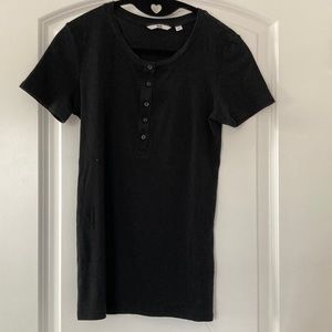 UNIQLO basic black t-shirt